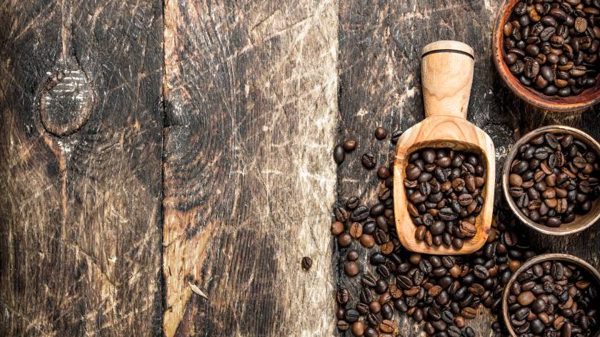 Specialty coffee beans representing single-origin and blended coffees, highlighting their unique flavours and characteristics.